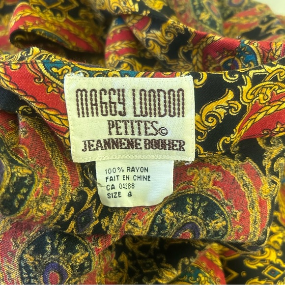 Vintage Maggy London Medallion Pattern Jacket Skirt Suit - Picture 7 of 7